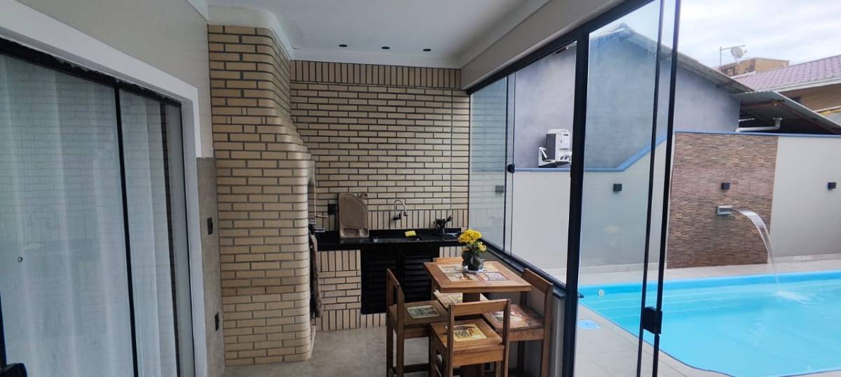 Casa à venda com 3 quartos, 250m² - Foto 5