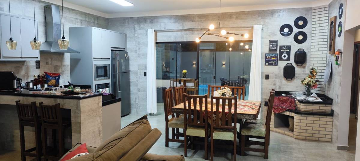 Casa à venda com 3 quartos, 250m² - Foto 6