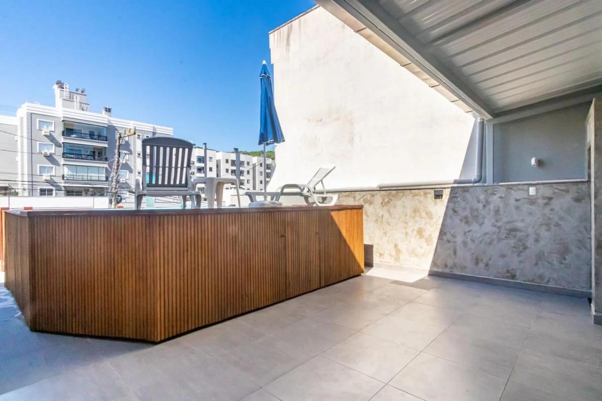 Casa à venda com 3 quartos, 178m² - Foto 5